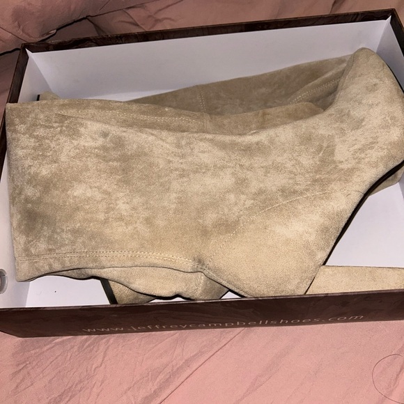 Jeffrey Campbell Suede Boot. - Picture 5 of 10